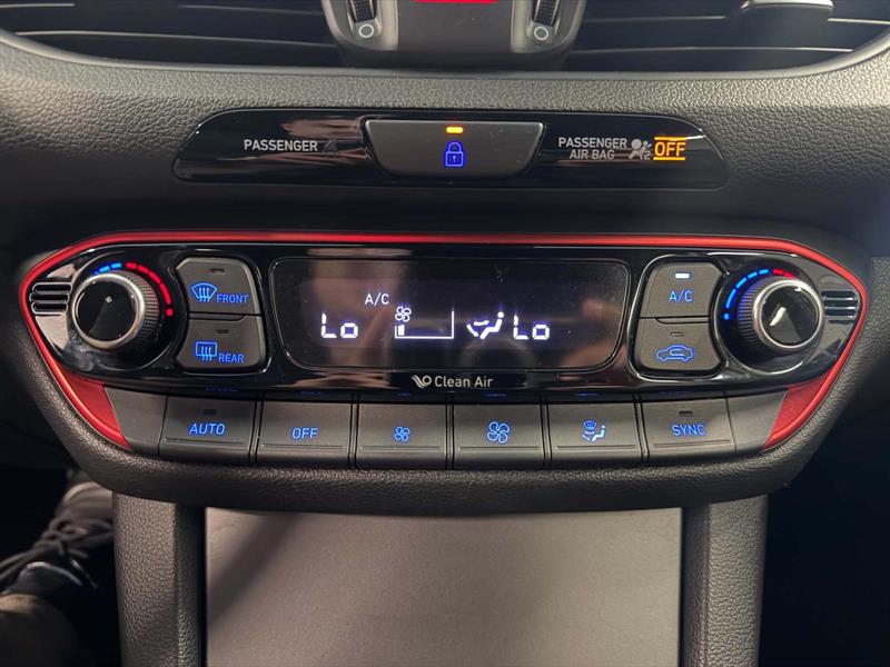hyundai Elantra GT 2018 - 18