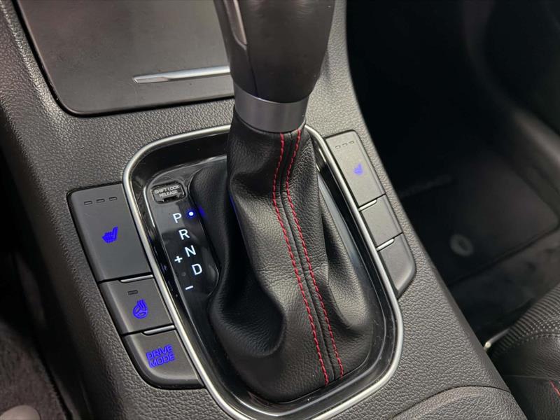 hyundai Elantra GT 2018 - 19