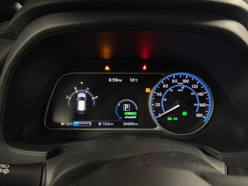 nissan LEAF 2025 - 11