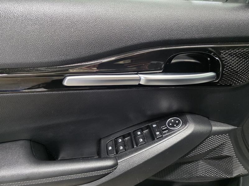 kia Seltos 2023 - 12