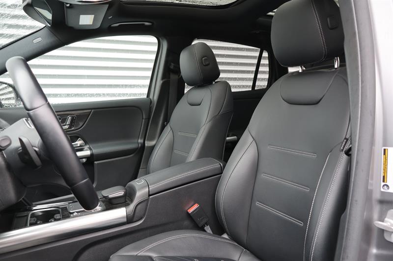 mercedes-benz GLA 2023 - 12