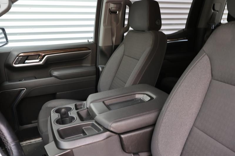chevrolet Silverado 1500 2025 - 16