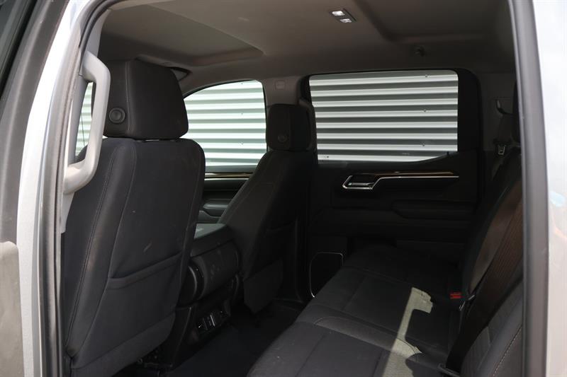 chevrolet Silverado 1500 2025 - 17