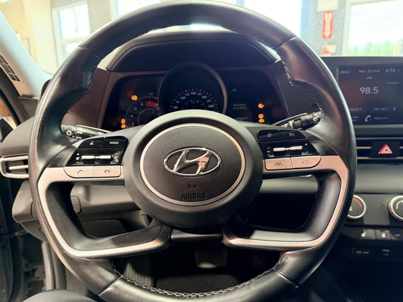hyundai Elantra 2022 - 16