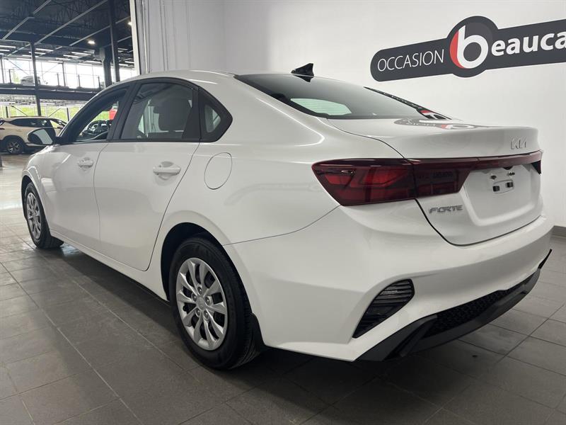 kia Forte 2022 - 3