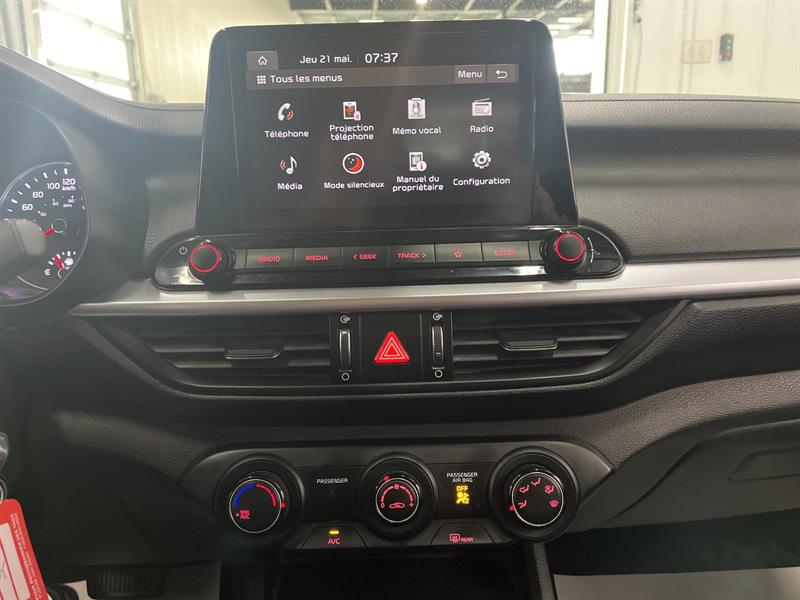 kia Forte 2022 - 17