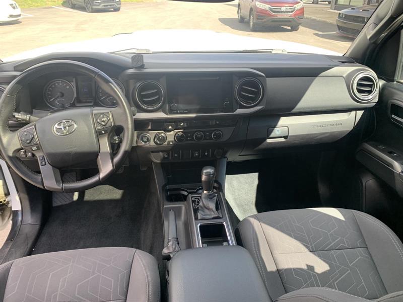toyota Tacoma 2017 - 13