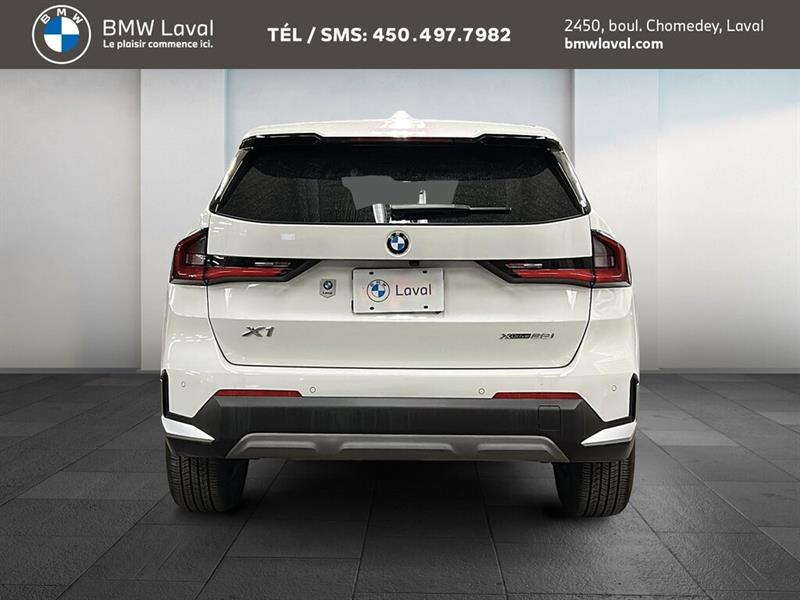 bmw X1 2023 - 8