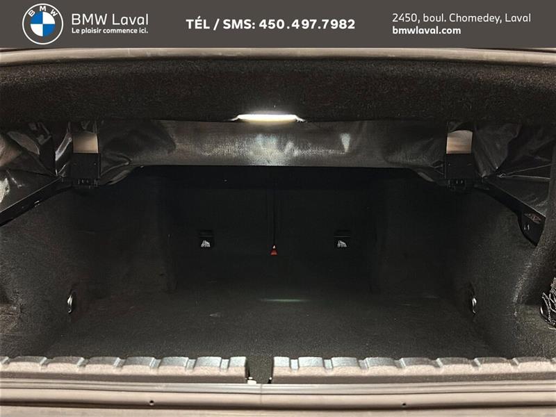 bmw 8 Series 2024 - 37
