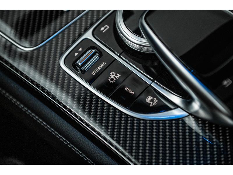 mercedes-benz GLC 2019 - 25