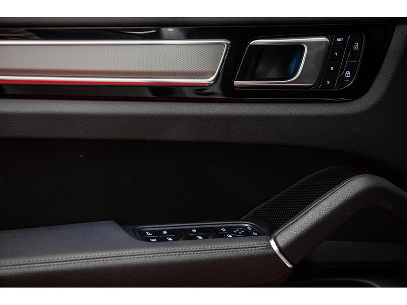 porsche Cayenne 2023 - 11