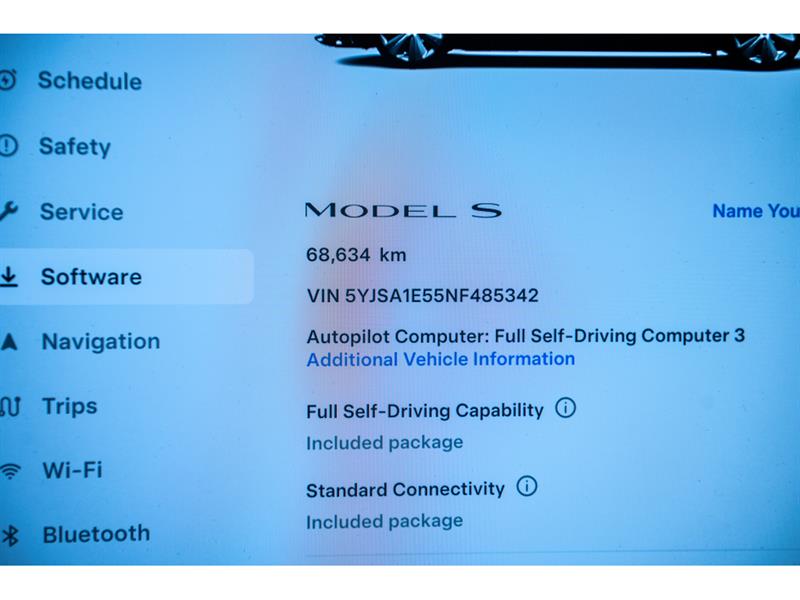 tesla Model S 2022 - 19