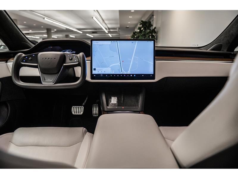 tesla Model S 2022 - 26