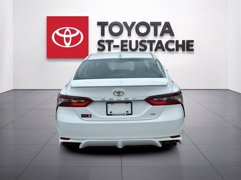 toyota Camry 2022 - 7