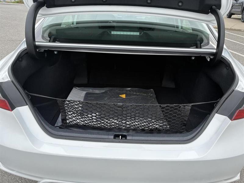 toyota Camry 2022 - 13