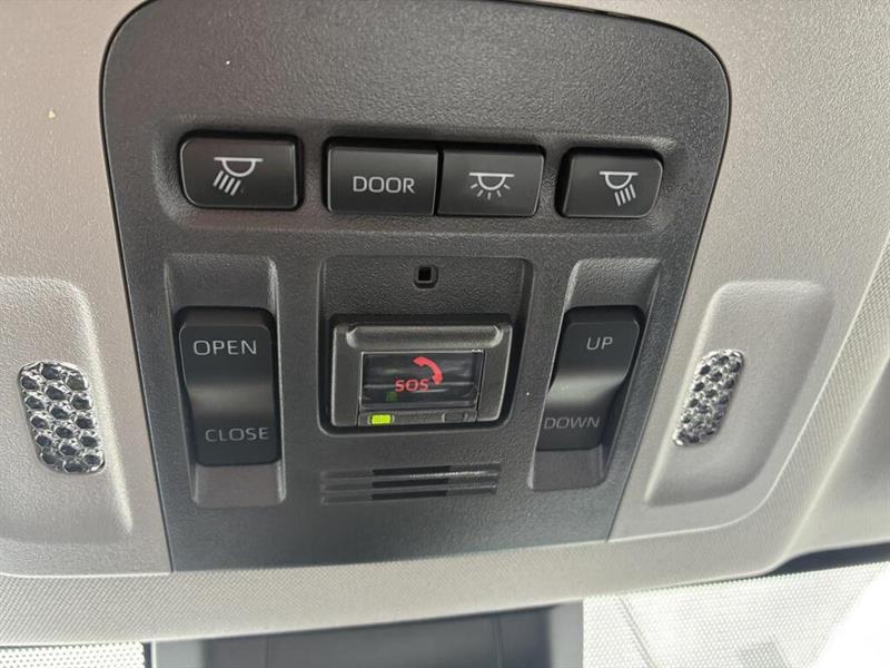 toyota Camry 2022 - 30