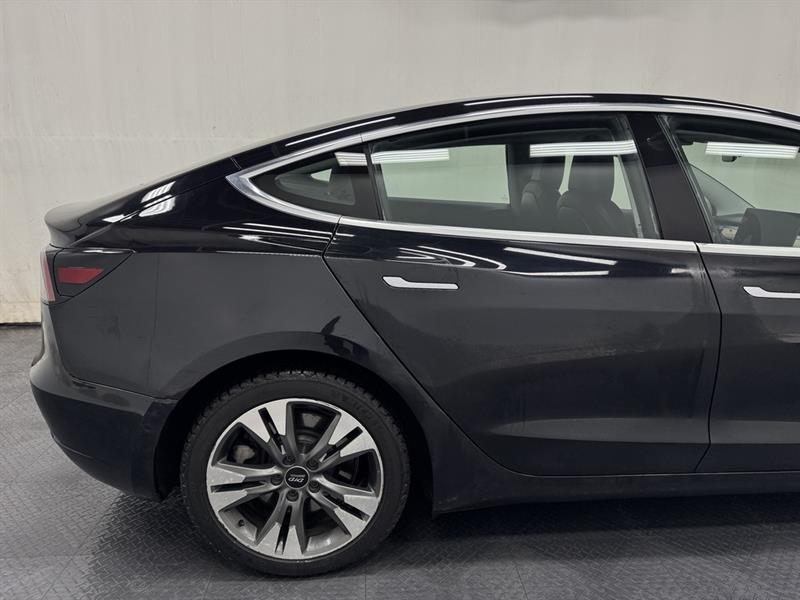 tesla Model 3 2018 - 11