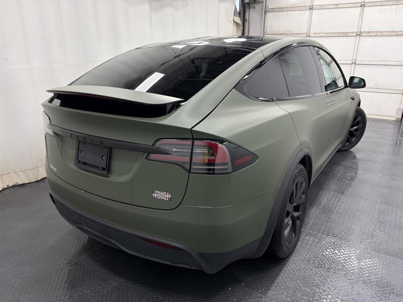 tesla Model X 2022 - 13