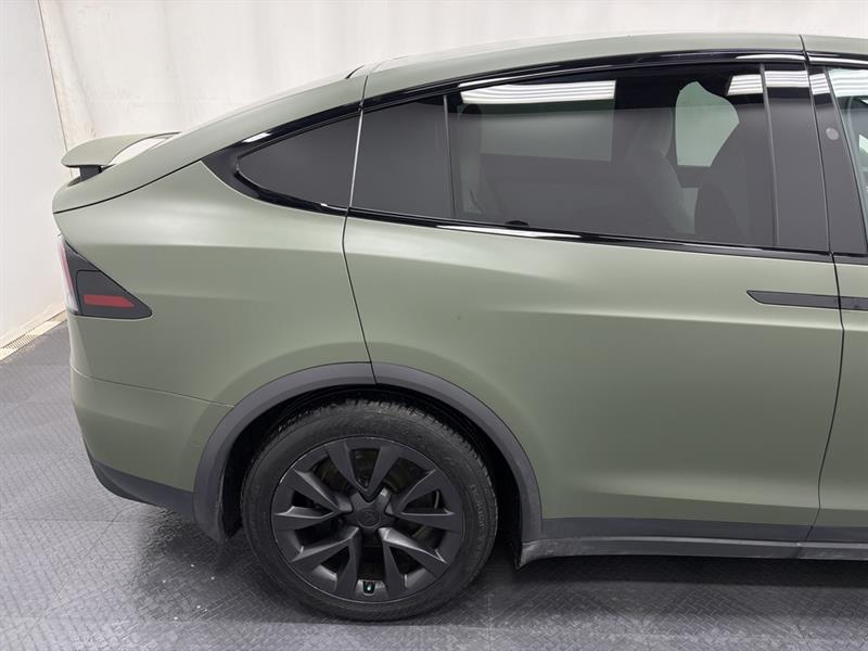 tesla Model X 2022 - 14