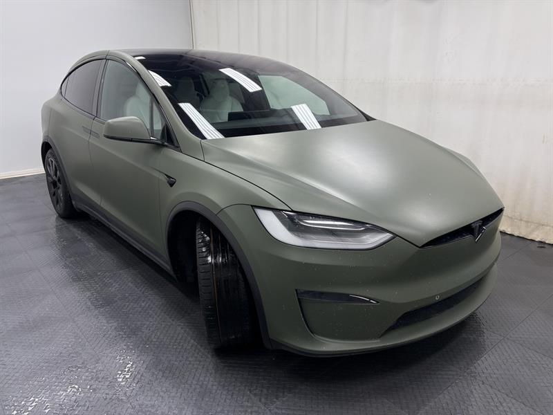 tesla Model X 2022 - 16