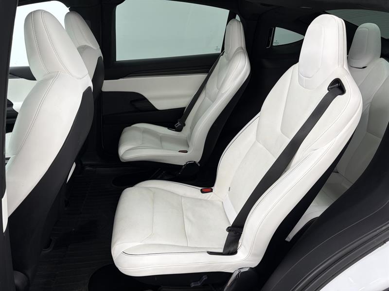 tesla Model X 2022 - 29