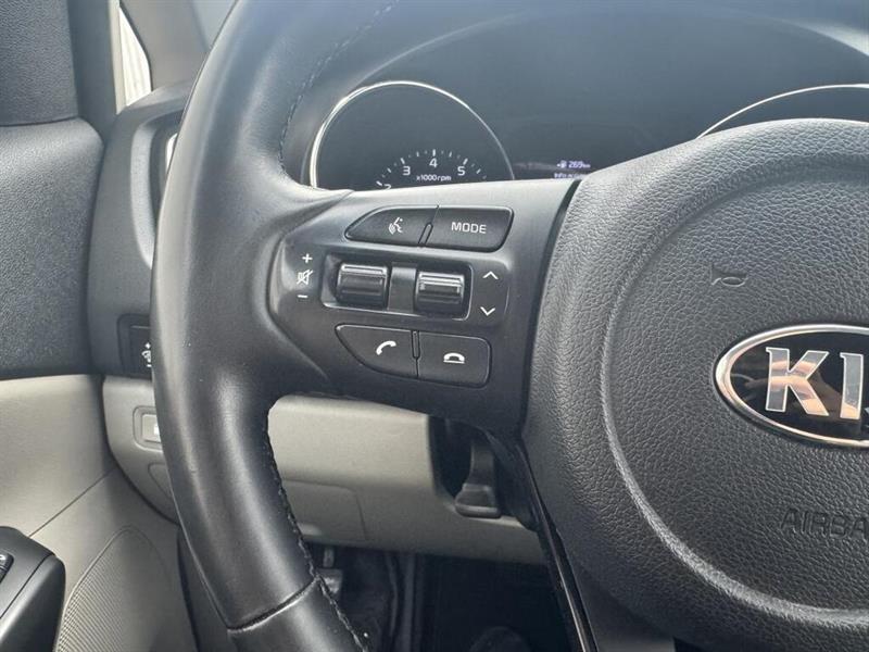 kia Sedona 2019 - 12