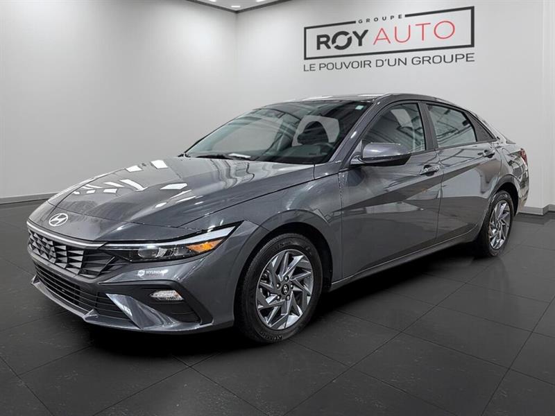 hyundai Elantra 2025