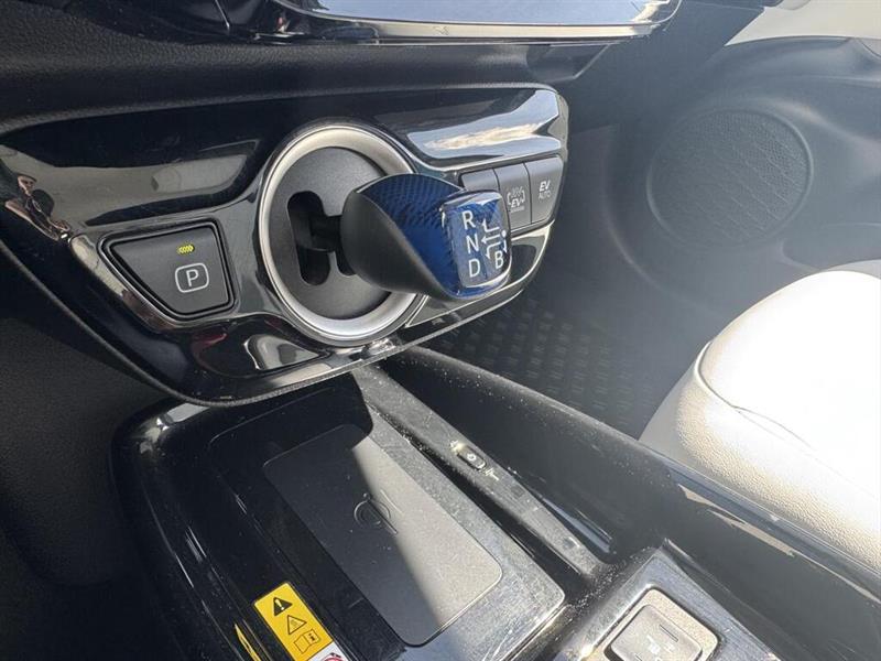 toyota Prius Prime 2021 - 14