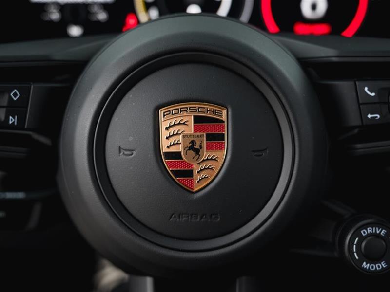 porsche 911 2025 - 18