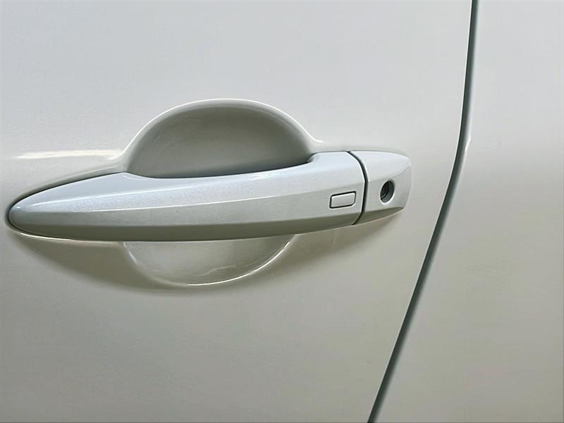 nissan Rogue 2023 - 25