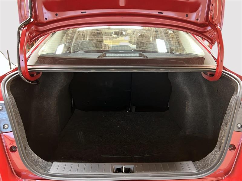 nissan Versa 2025 - 12