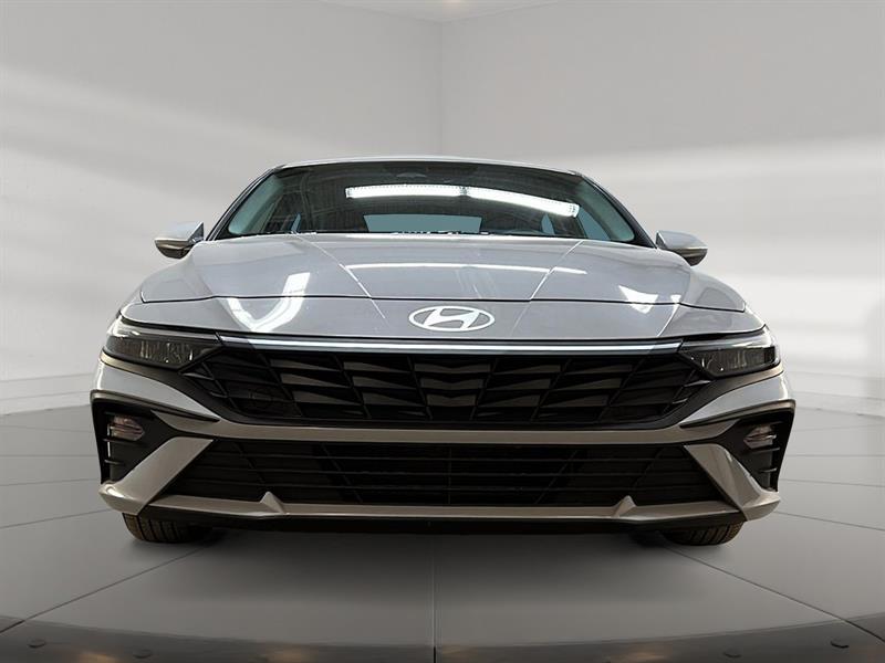 hyundai Elantra 2025 - 2
