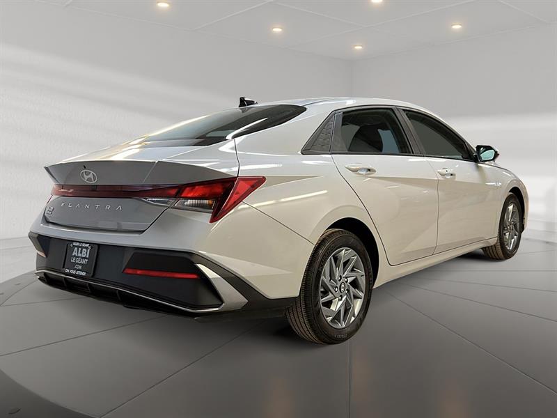 hyundai Elantra 2025 - 4