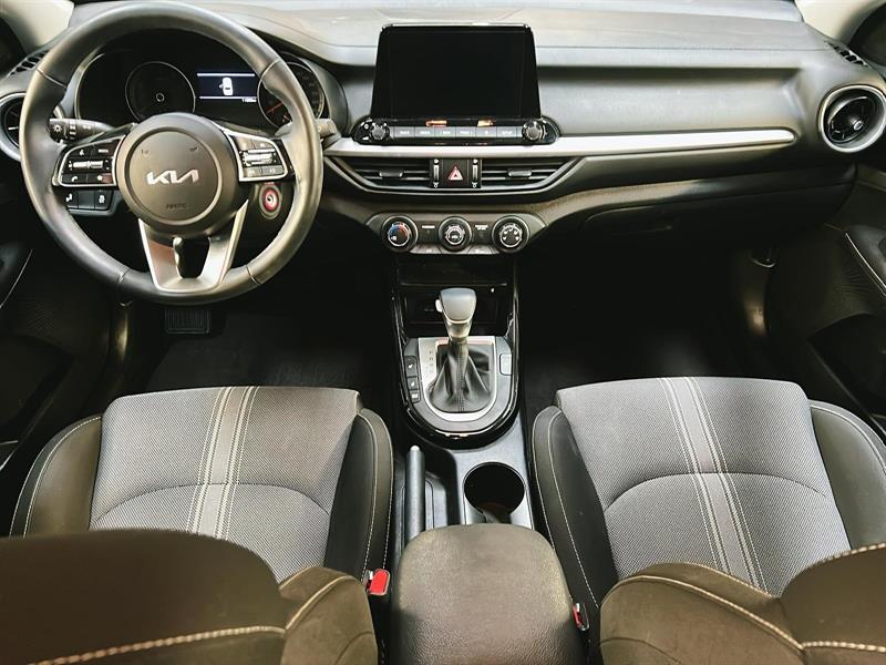 kia Forte 2023 - 10