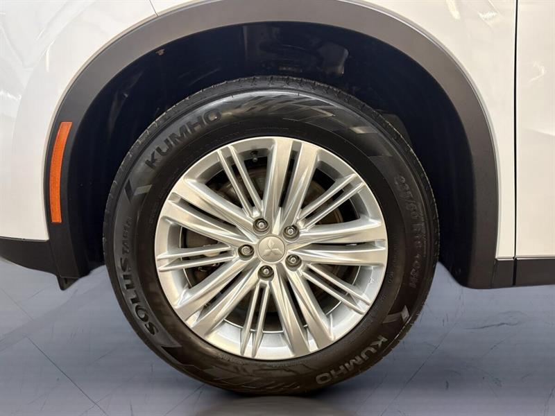 mitsubishi Outlander 2022 - 8