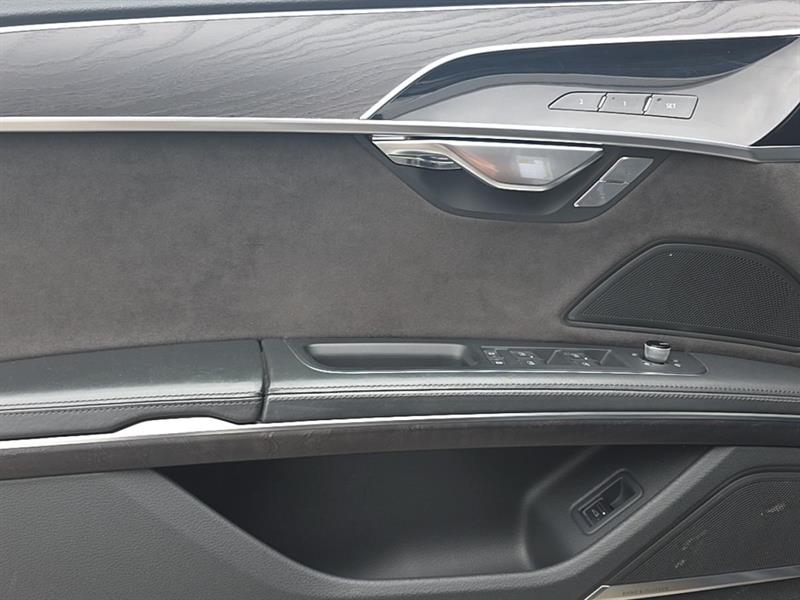 audi A8 L 2019 - 10
