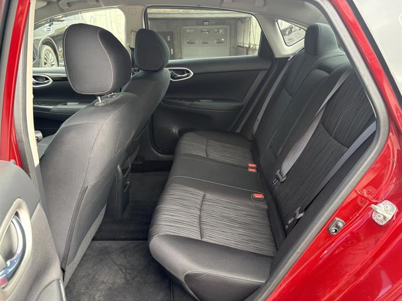 nissan Sentra 2018 - 12