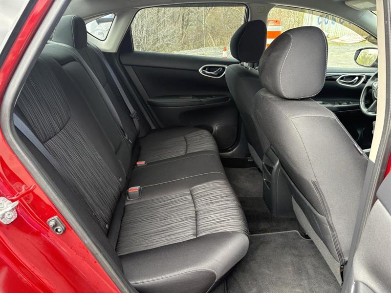 nissan Sentra 2018 - 31