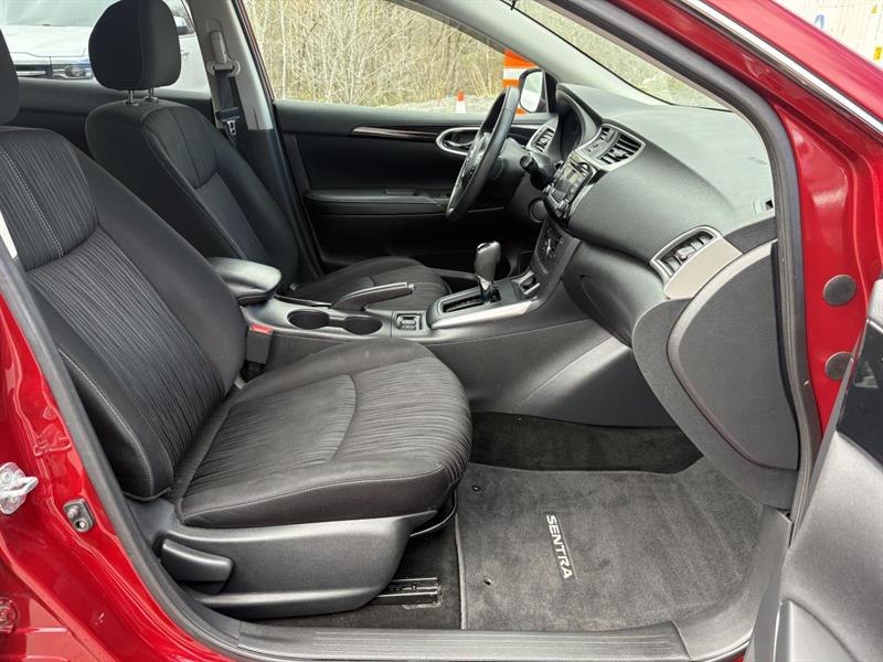 nissan Sentra 2018 - 34