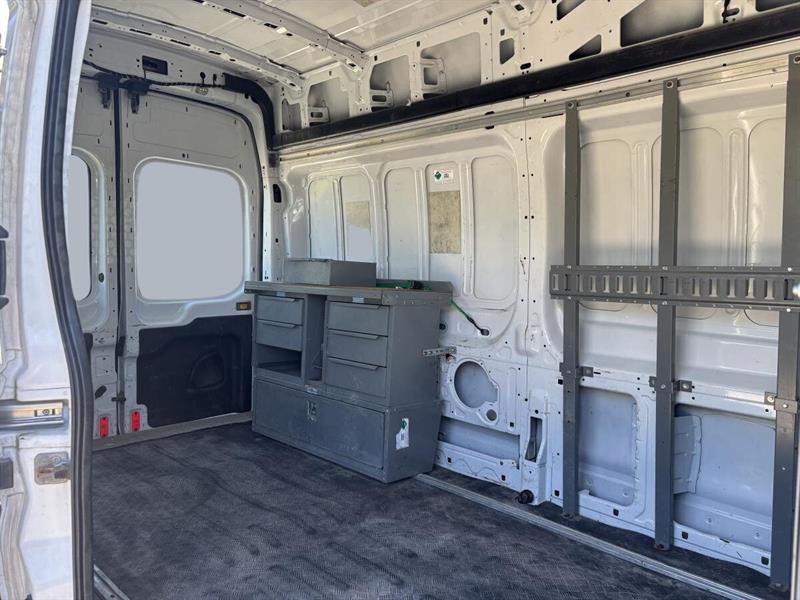 ford Transit Cargo Van 2017 - 4