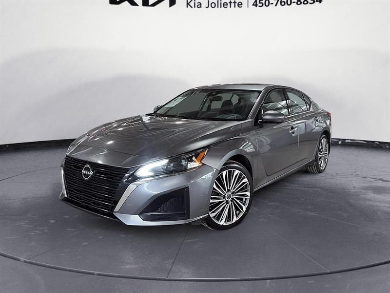 nissan Altima 2023