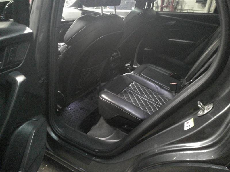 audi SQ5 2018 - 12