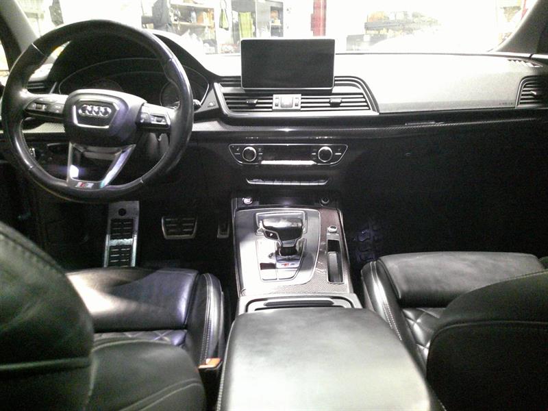 audi SQ5 2018 - 13