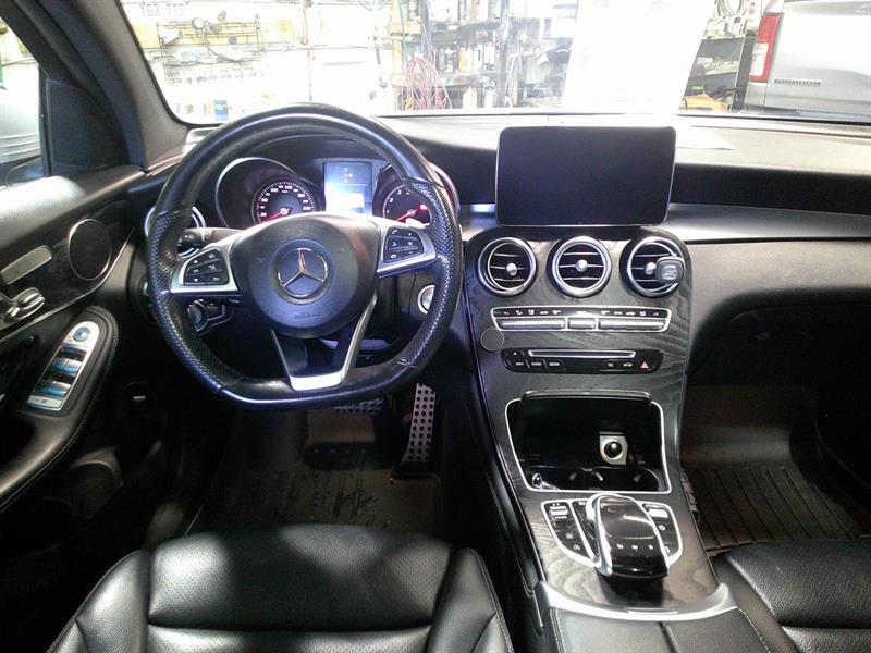 mercedes-benz GLC 2018 - 12