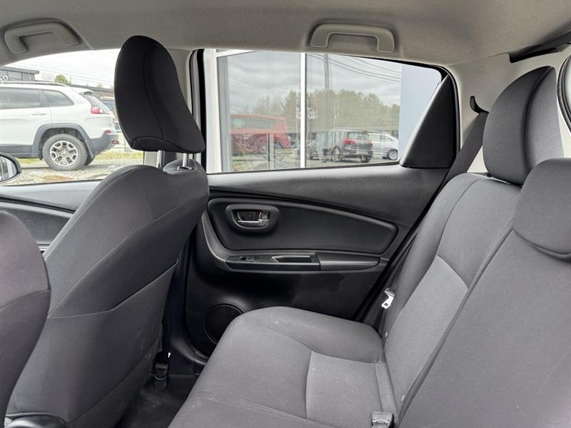 toyota Yaris Hatchback 2018 - 22