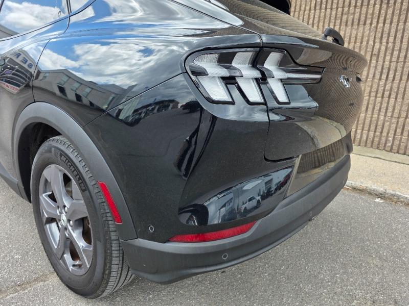 ford Mustang Mach-E 2023 - 11