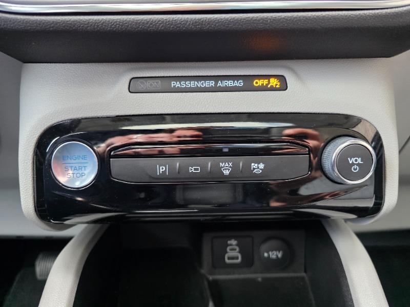 ford Escape Plug-In Hybrid 2025 - 30