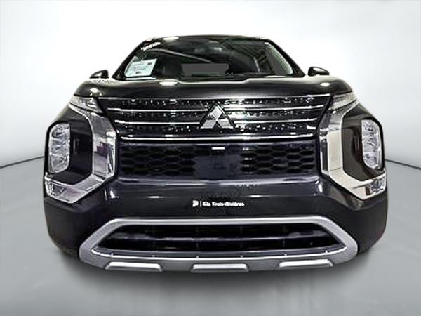 mitsubishi Outlander 2023 - 8