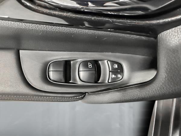 nissan Rogue 2017 - 12