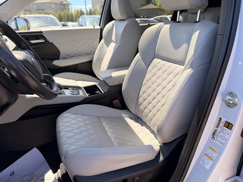 mitsubishi Outlander rechargeable 2023 - 14